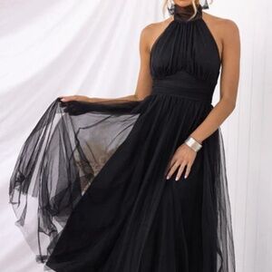 Tulle Gathered Detail Halter Maxi Dress